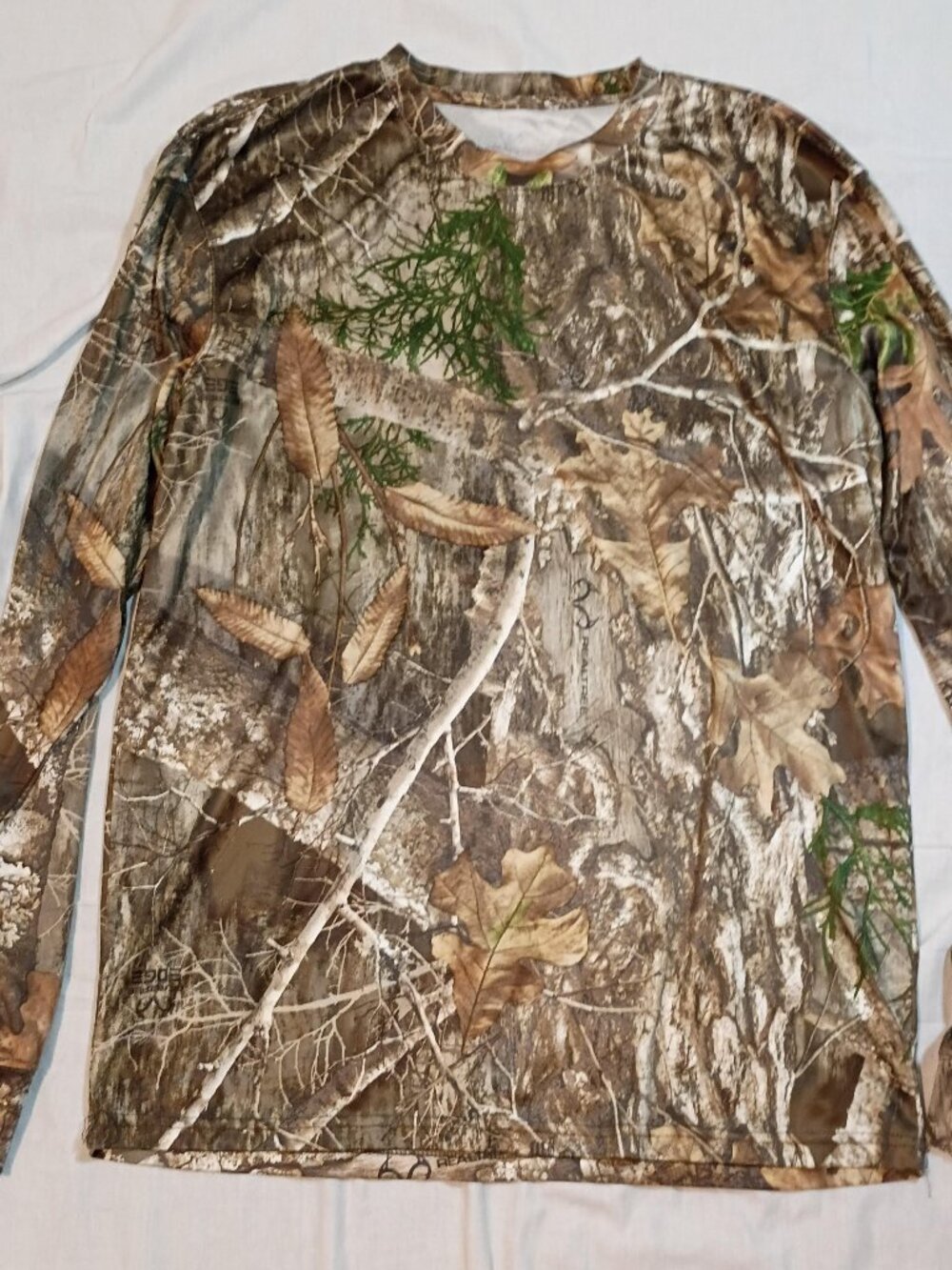 Realtree/Performance Shirt/Mens M/Edge Camo/Long Sleeve Hunting Tactical Outdoor